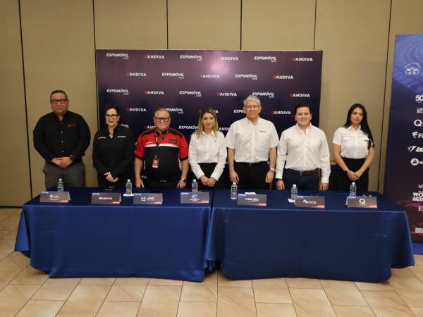 La EXPOMÓVIL es la feria automotriz más importante de Honduras, organizada de forma oficial por la Asociación Hondureña de Distribuidores de Vehículos Automotores.