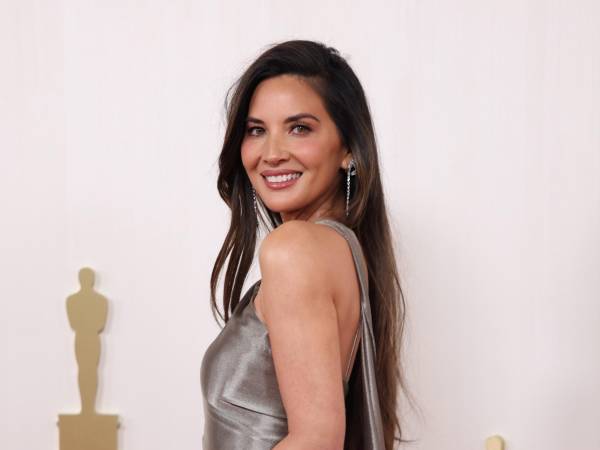 Olivia Munn tiene 44 años de edad.