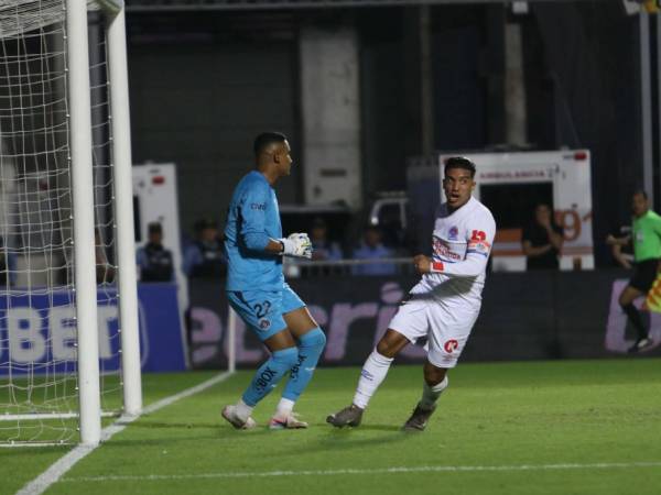 La confesión de Chirinos tras violencia en el clásico: Tuvimos que hacerlo