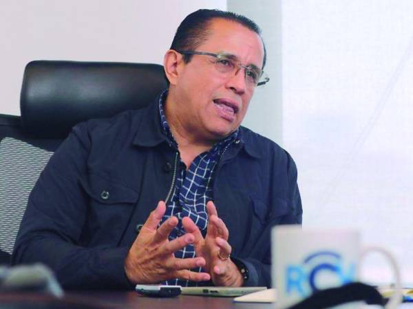 <b>Dagoberto Rodríguez, director de Radio Cadena Voces,denunció al jefe del Estado Mayor Conjunto.</b>