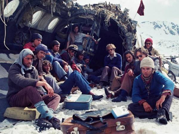 Escena de “La sociedad de la nieve” en Netflix.