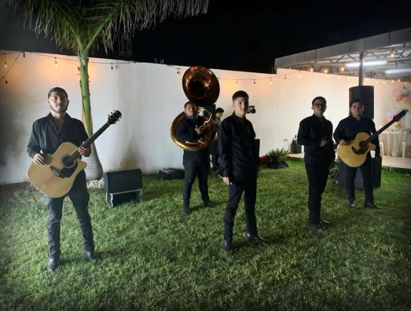 Emboscados en su camioneta negra: el espantoso final de Grupo Fugitivo