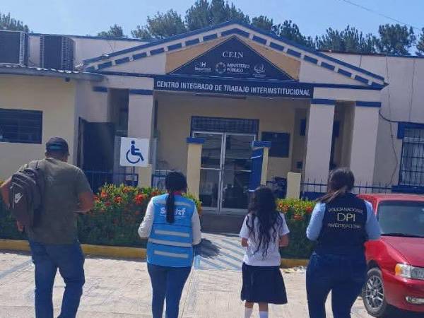 Las denuncias son recibidas por fiscales en los Centros Integrados a nivel nacional.