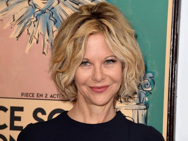 La actriz de 62 años dice que con la edad llega la madurez y la sabiduría y ahora se siente segura para decir lo que piensa y compartir sus opiniones sobre el amor, la vida y las relaciones humanas.