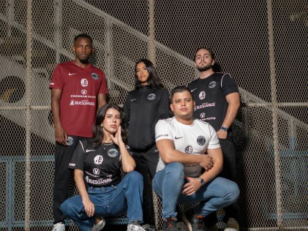 Son cinco camisas que conforman la nueva colección del Pantera FC.