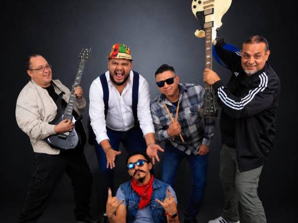 Un fin de semana cargado de música para todos los gustos les espera a los sampedranos. La agenda inicia desde este viernes con una amplia variedad de presentaciones con los artistas nacionales más respetados, y finaliza el domingo con el esperado concierto de los artistas internacionales: Prince Royce y Romeo Santos. El evento se llevará a cabo en el estadio Olímpico Metropolitano a partir de las 8:00 pm. Para este show todavía hay entradas disponibles y las puede adquirir a través del sitio web: www.bmticket.com.