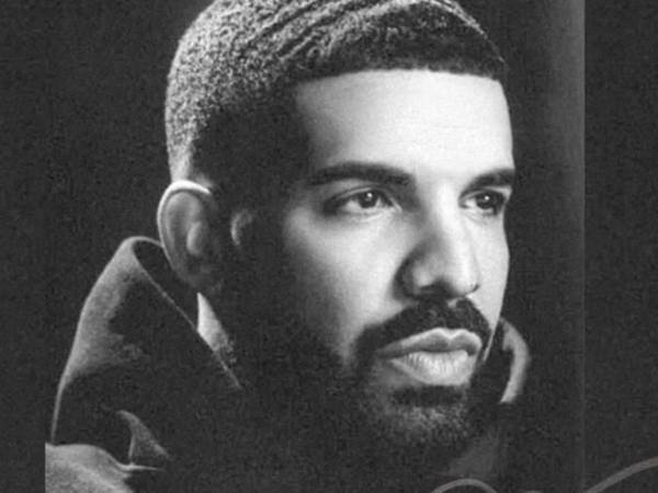 Nueva York, 15 ene (EFE).- El rapero Drake demandó este miércoles por difamación a la discográfica Universal Music Group (UMG), a la que acusó de difundir y promocionar el tema de Kendrick Lamar ‘Not like us’, en el que el artista tacha al rapero de pedófilo.