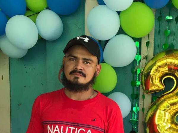 Reinaldo Cardona Díaz uno de los tres amigos que salieron a departir y encontraron la muerte.