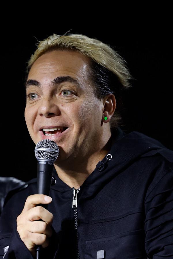 Cristian Castro lleva su lado metalero a un nuevo álbum con La Esfinge