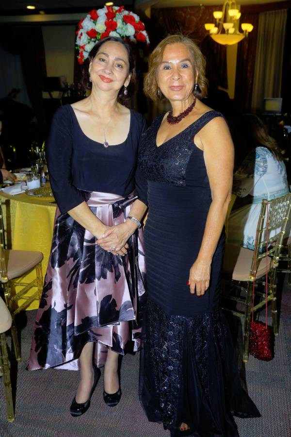 José y Lina celebran sus cumpleaños 80 y 70 rodeados de amor