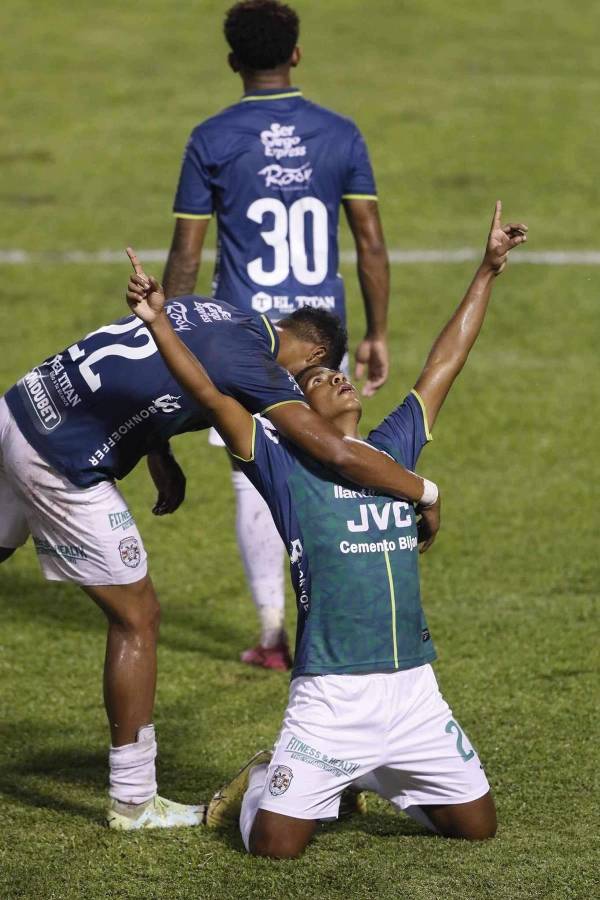 Samuel Elvir volvió a entrar inspirado y marcó el gol que al final le dio al triunfo al Marathón.