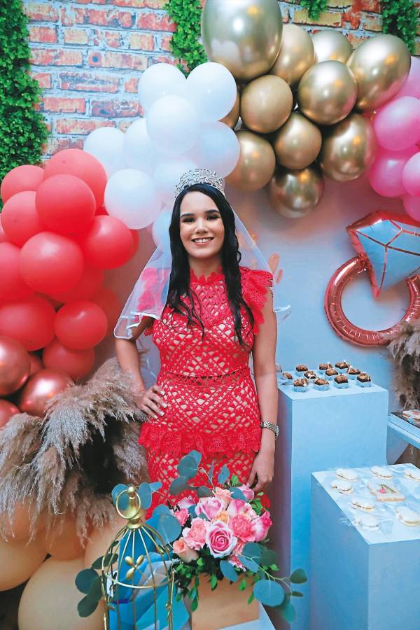 Noche femenina para festejar con la futura señora de Aragón