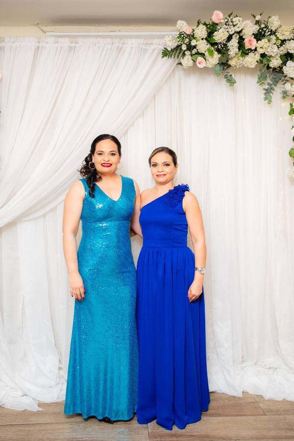 Júbilo y fiesta por los 15 años de Isabella Cáceres