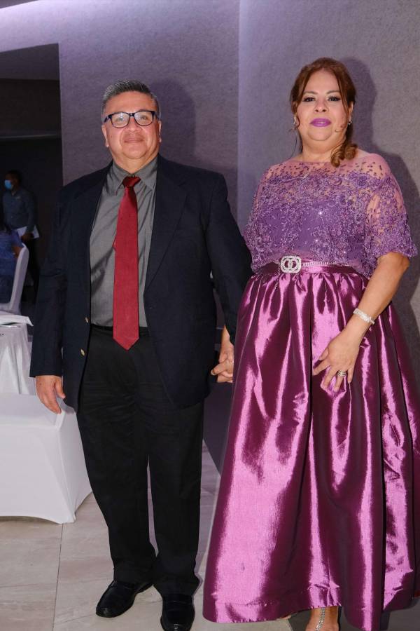 Brindis y celebración por la inolvidable boda Díaz-Galeano