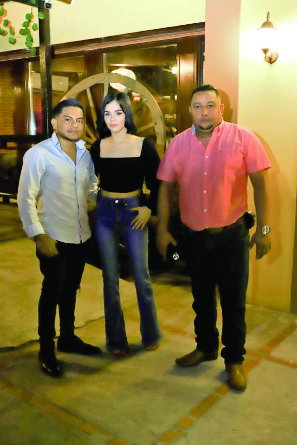 Hacienda Yuro abre sus instalaciones con magno festejo