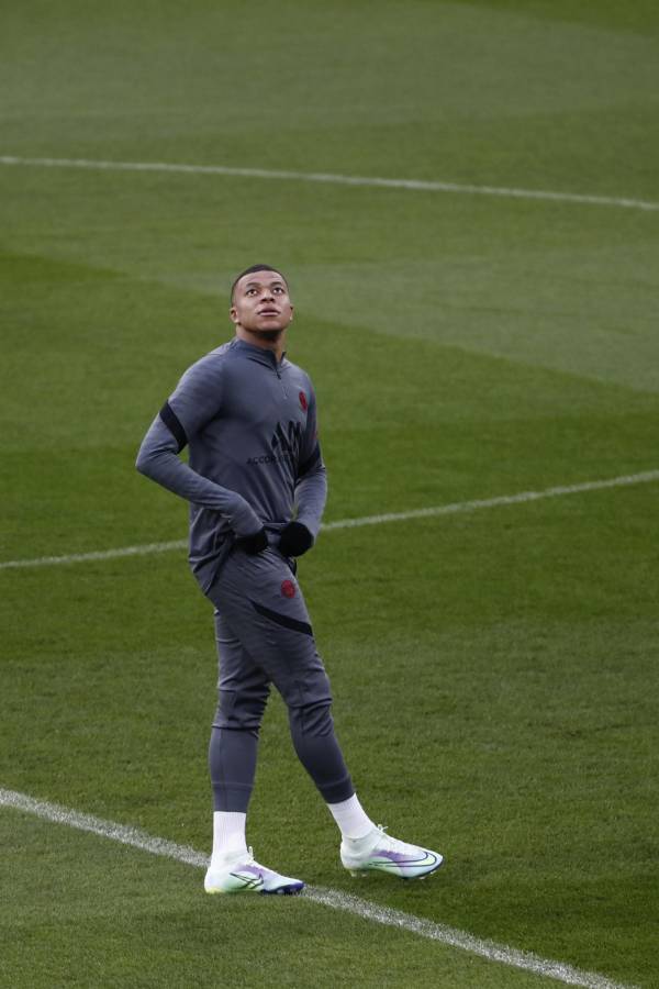 Kylian Mbappé se mostró asombrado por la espectacular infraestructura del Santiago Bernabéu.