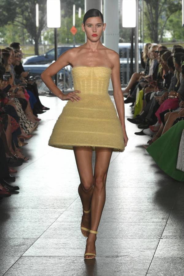 Carolina Herrera en la pasarela del New York Fashion Week.