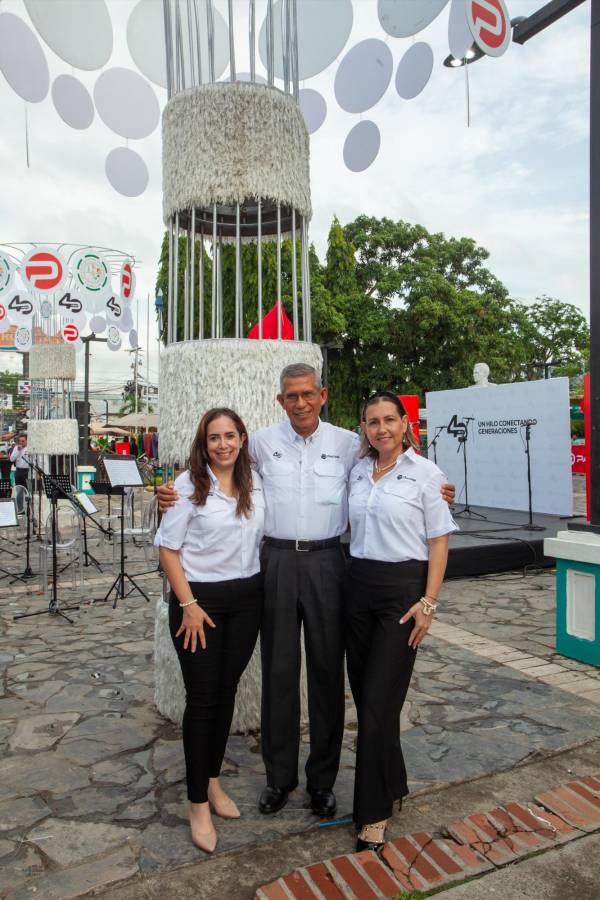 Pacer devela monumento en honor al talento y mano de obra hondureña