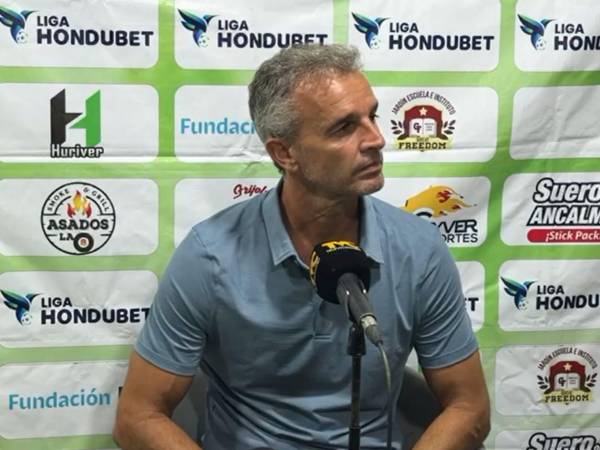 Pablo Lavallén se pronuncia tras la derrota de Marathón y señala al culpable