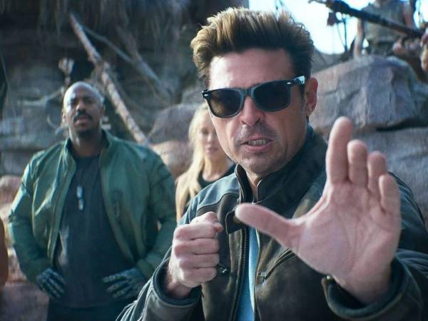 Karl Urban estaba listo para integrarse a “Mortal Kombat 2” gracias a una inesperada pausa durante el rodaje de “The Boys”. El actor neozelandés, reconocido por producciones como “El señor de los anillos”, “Star Trek”, “Dredd” y “The Boys”, se incorpora ahora al universo de “Mortal Kombat” para dar vida a Johnny Cage, uno de los personajes más emblemáticos de la franquicia.