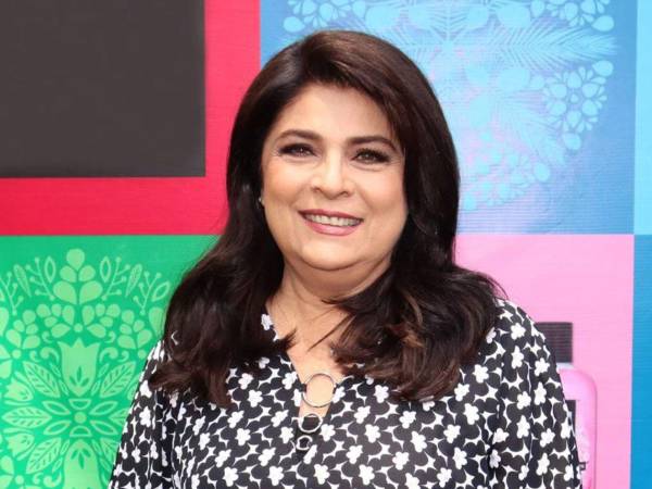 La actriz tuvo un romance con el comediante y su relación posterior ha sido controversial.