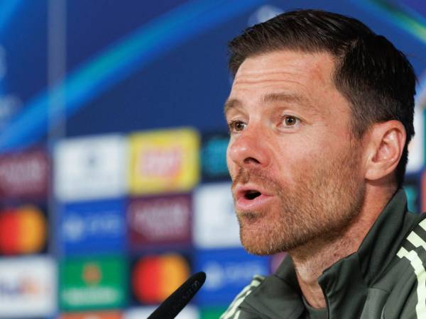 Conferencia de Xabi Alonso realizada este martes 21 de octubre en Madrid, España.