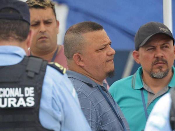 Iván Velásquez (al centro de la fotografía) es el gerente de Koriun.