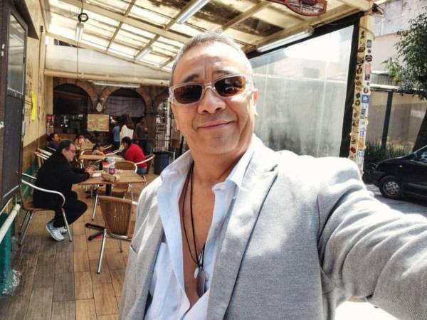 Las denuncias contra el actor de doblaje Alfonso Obregón, reconocido por dar voz a Shrek y Bugs Bunny en Latinoamérica, podrían incrementarse en los próximos días. El abogado Gerardo Martín Rincón Flores, representante legal de la actriz Brenda Rivero, informó que dos personas más se acercaron a él para exponer presuntos hechos similares a los denunciados esta semana.