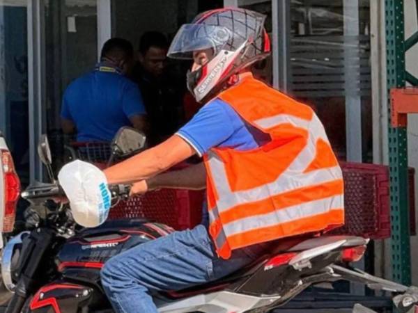 El artículo 3 del decreto aprobado instruye a la Dirección Nacional de Vialidad y Transporte (DNVT) y demás autoridades competentes a ajustar sus procedimientos de control y sanción conforme a la nueva disposición.