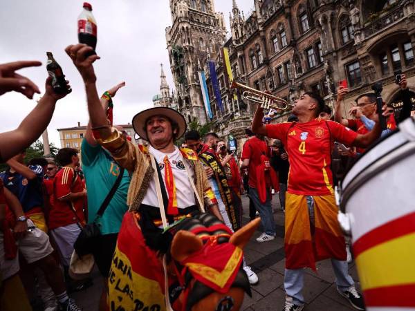 Una tremenda fiesta se vive en las calles de Alemania antes del inicio del partido.