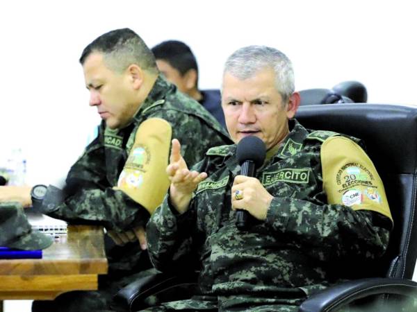 <b>Roosevelt Hernández, jefe del Estado Mayor Conjunto.</b>