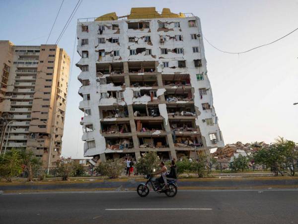 Los equipos de rescatistas internacionales que llegaron a Venezuela tras el devastador doble terremoto han comenzado a retirarse de La Guaira, dando por concluida la fase más intensa de las labores de búsqueda.