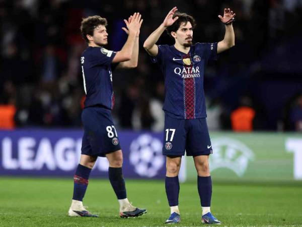 Los parisinos defienden su corona y avanzan a la siguente ronda en Champions.