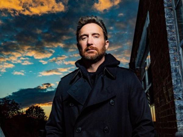 Pierre David Guetta​​​ es un DJ, remezclador y productor discográfico francés.