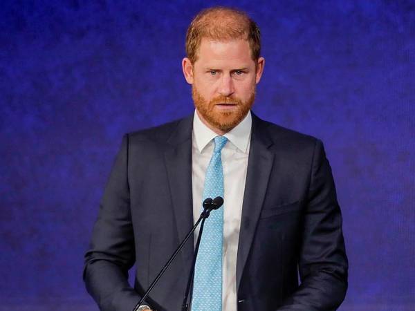 Harry también describió ocasiones en las que cree haber sentido la presencia de Diana durante momentos importantes de su vida, particularmente en los últimos seis años.