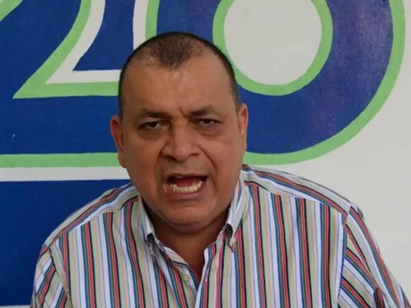 El experimentado periodista hondureño Orlando Ponce Morazán ha generado revuelo en las redes sociales tras realizar una serie de fuertes mensajes acerca de las Elecciones Generales que se realizaron en Honduras.