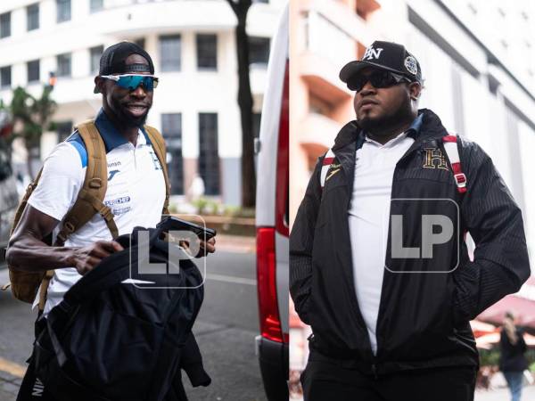 Bryan La Playa y La More en las calles de Brasil.