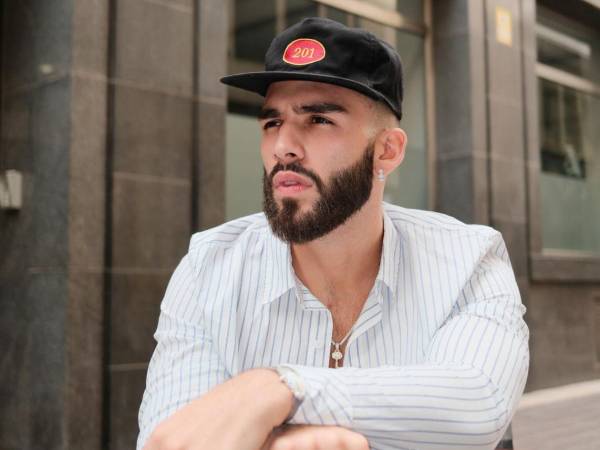 El cantante colombiano Manuel Turizo llega pronto a Honduras.