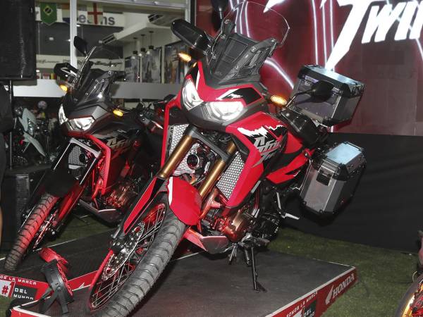Didemo Honda realizó el lanzamiento oficial de la nueva Honda Africa Twin 2026 en Honduras, una motocicleta creada para quienes disfrutan la aventura y los recorridos de larga distancia.
