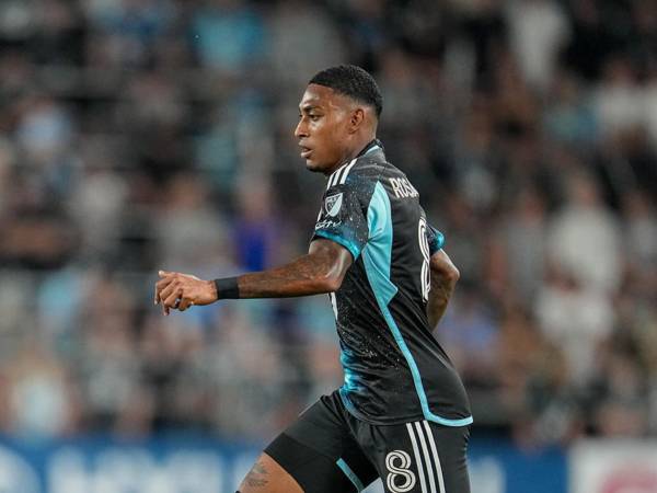 Joseph Rosales se desempeña como lateral por la banda izquierda.