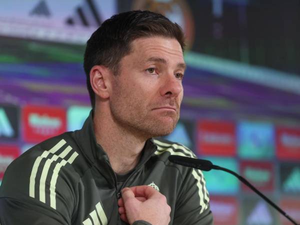 Xabi Alonso, DT del Real Madrid, se la tendrá que jugar sin su figura.