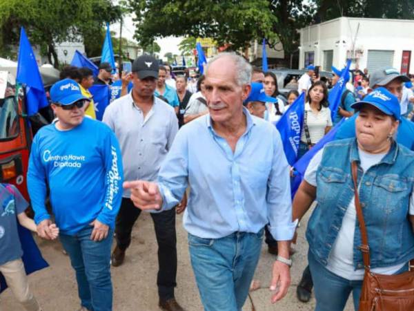 Papi a la Orden pudo escuchar de cerca el pensar de la gente del norte de Honduras.