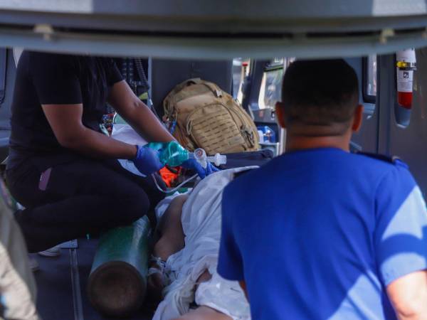 Varias de las víctimas del accidente en Los Hornos en Copán fueron trasladados de emergencia al hospital de San Pedro Sula en helicóptero de las Fuerzas Armadas.