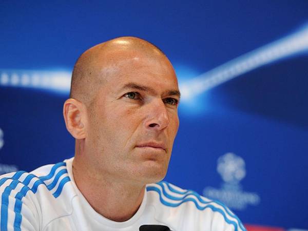 Zinedine Zidane tiene prácticamente decidido su futuro y es el elegido para tomar las riendas del equipo que siempre soñó dirigir. El acuerdo ya se habría cerrado en Madrid.