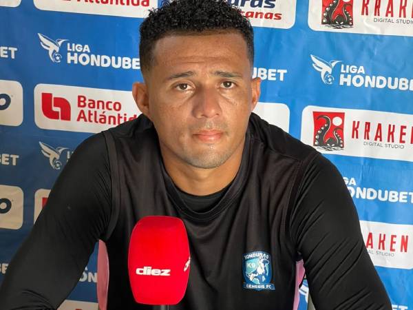 Walter Colocho Martínez en conferencia de prensa previo al juego ante el Olimpia por la jornada 9.