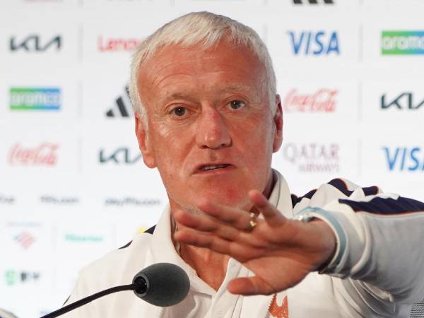 Didier Deschamps en conferencia de prensa previo al duelo ante España en semifinales del Mundial 2026.
