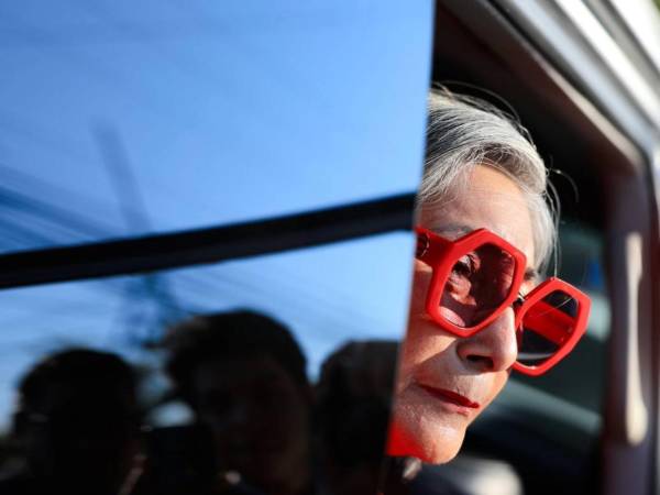 Maribel Espinoza mostró su descontento con el inicio del proceso electoral de este domingo 9 de marzo.