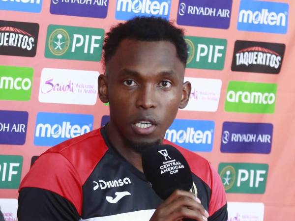 Alberth Elis atendió a los medios de comunicación en la previa del duelo Marathón vs Real Estelí.