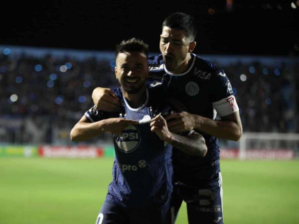 El festejo del Droopy Gómez tras su penal marcado.