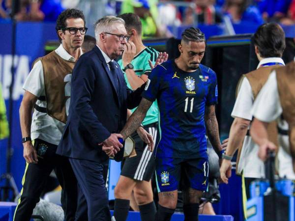 Brasil en alerta: gravedad de la lesión de Raphinha; ¿queda fuera del Mundial?​​​​​​​